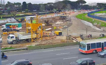 El proyecto del Paso Bajo Nivel Pampa contempla un cruce subterráneo de 540 metros bajo las vías del ferrocarril Belgrano Norte y las autopistas Lugones y Cantilo