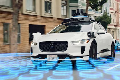 El proyecto HB4663 busca habilitar pruebas de conducción automatizada en Chicago y otras zonas del estado