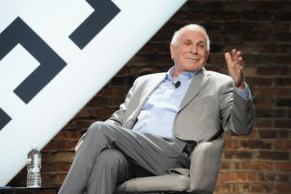 El psicólogo Daniel Kahneman desarrolló el concepto del "ruido" en la toma de decisiones