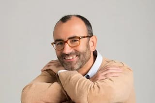 Rafael Santandreu, psicólogo y divulgador sobre el insomnio: “La costumbre de dormir ocho horas del tirón no es natural”