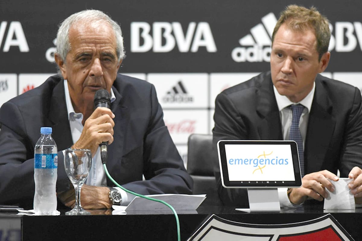 El Pte de River Plate Adofo Donofrio y Jorge brito