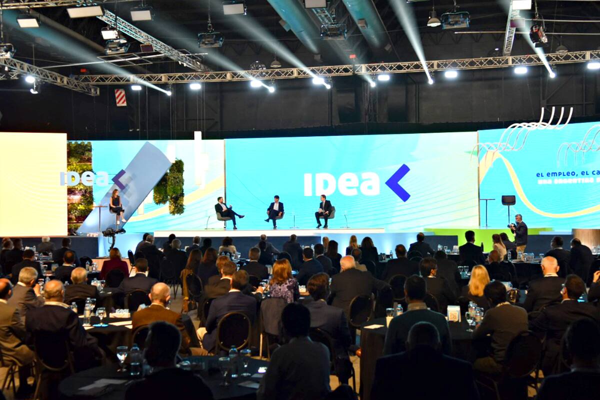 El público en el auditorio de IDEA