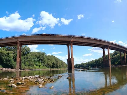 El Puente Banana antes de la crecida