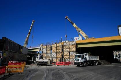 El puente comenzó a ser desmontado