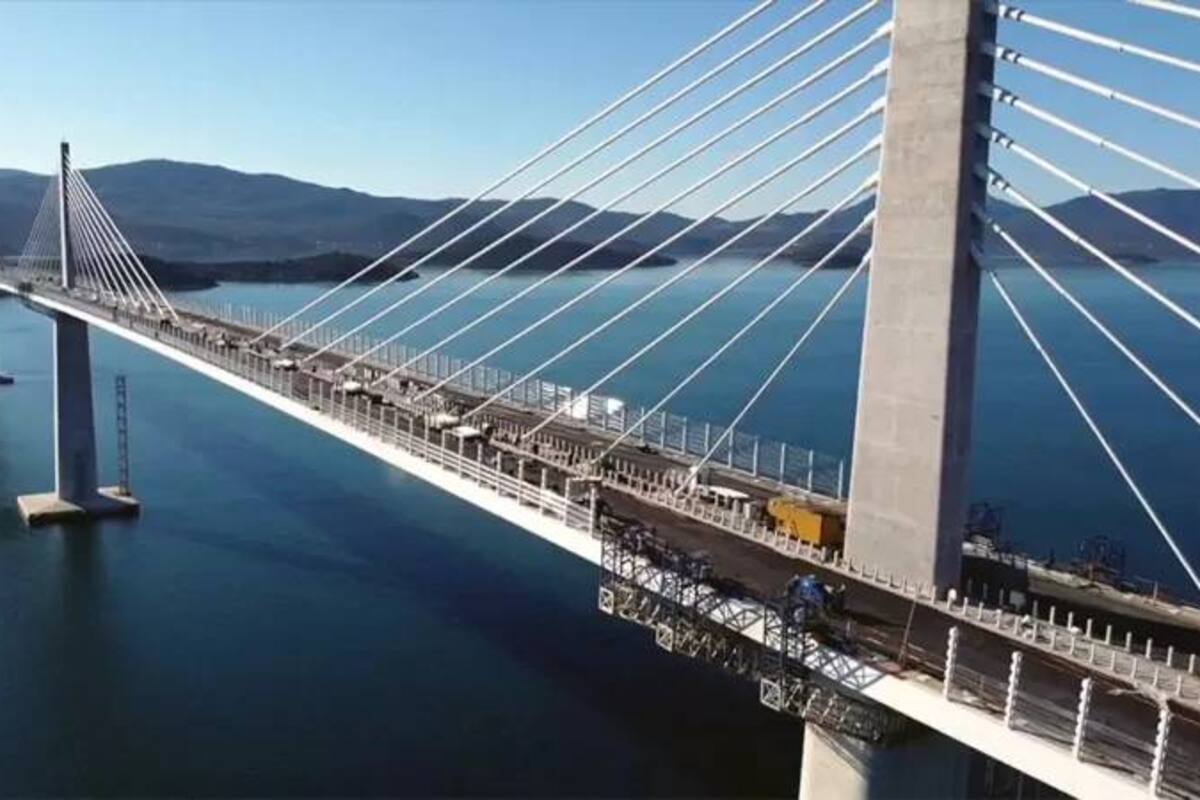 El puente Pelješac construido por China en Croacia.