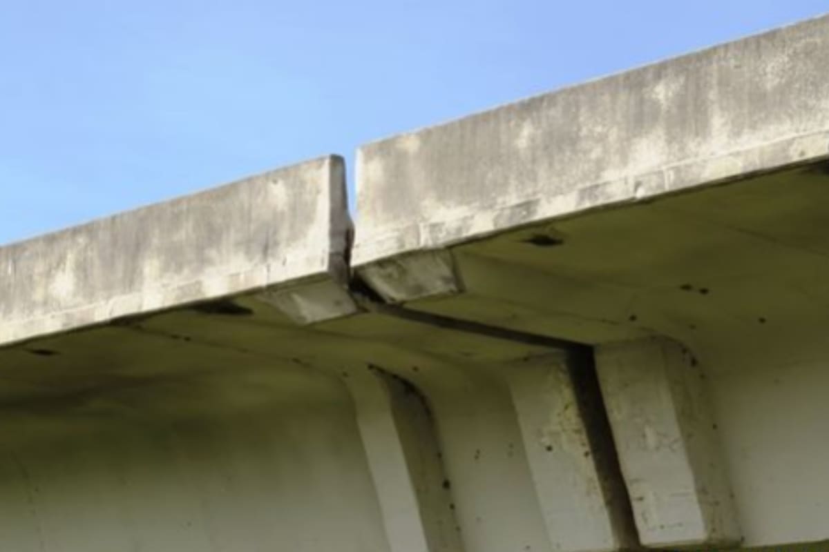 El puente que conecta Sawgrass Expressway en dirección sur con la autopista Interestatal 595 en el condado de Broward, en Florida