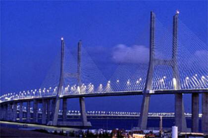 El puente Vasco da Gama