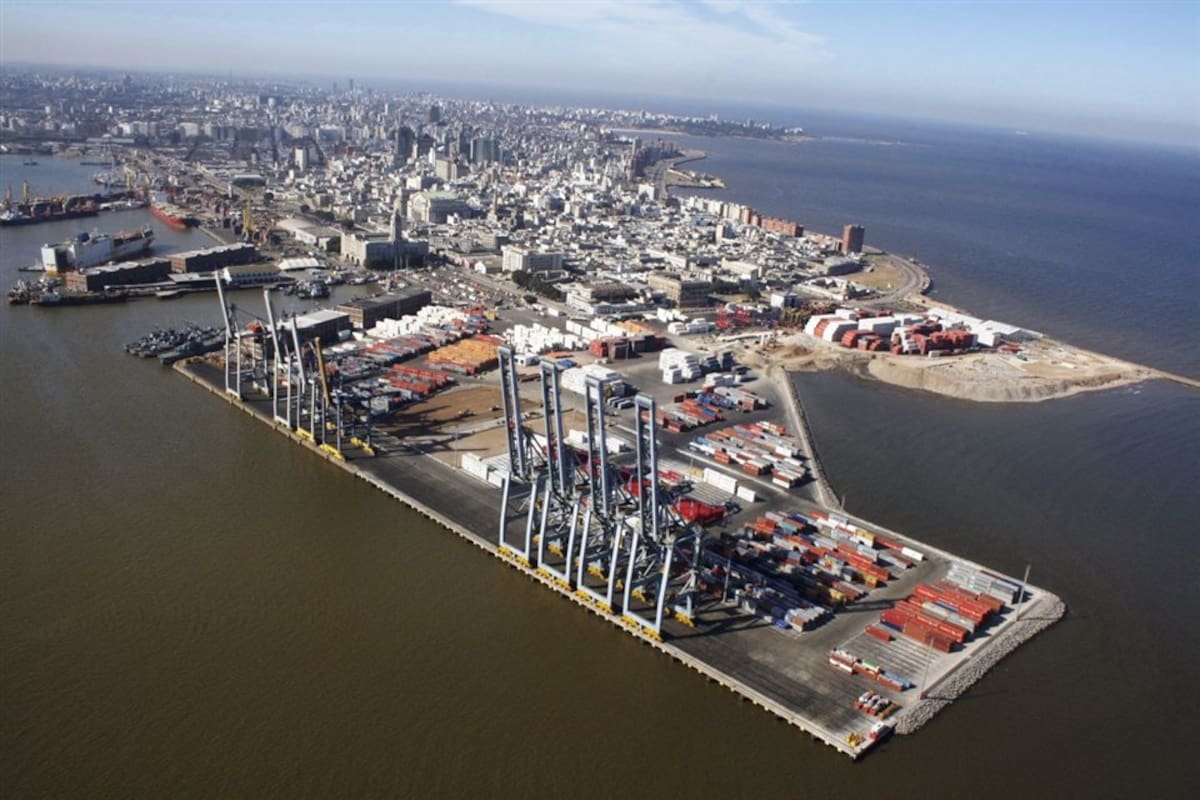 El puerto de Montevideo, principal perjudicado por las políticas argentinas. inalog