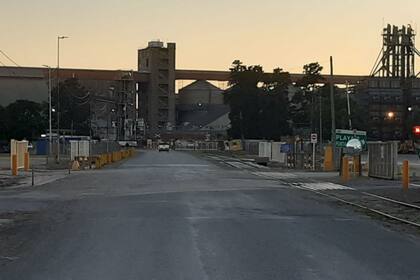 Una terminal sin actividad del Gran Rosario donde se lleva adelante la medida de fuerza