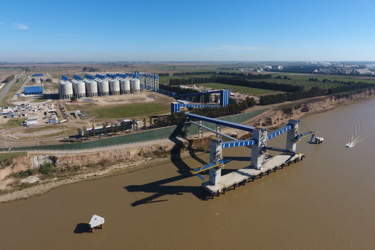 El puerto tiene dos líneas de embarque