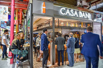 El puesto del Mercado de la Paz, barrio de Salamanca, obtuvo este año el premio a la mejor tortilla de España
