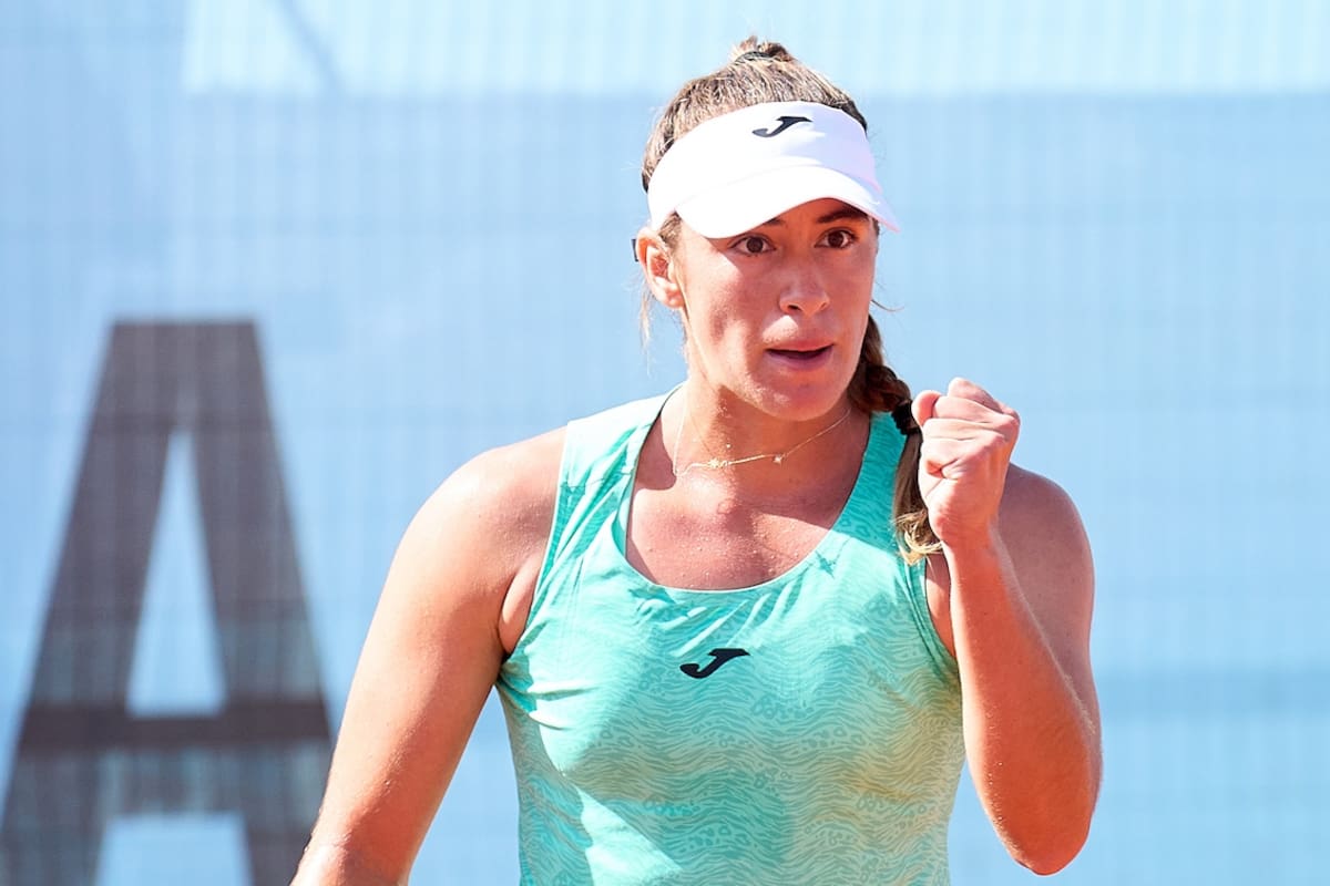 El puño crispado de la marplatense Solana Sierra, que se ganó un lugar entre las 16 mejores del WTA 100 de Madrid