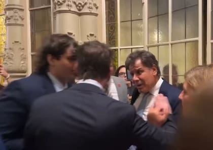 El punto culminante del enfrentamiento entre Santiago Caputo y Facundo Manes en el Congreso
