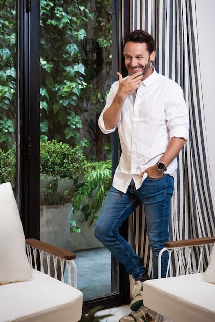 "El que no habla enferma. Es clave en la pareja, en los vínculos, en el trabajo. No guardarme las cosas me ayuda a mantener cierto equilibrio”, revela.