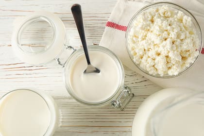 Queso cottage vs. yogur griego: cuál tiene más proteínas y qué diferencias nutricionales hay