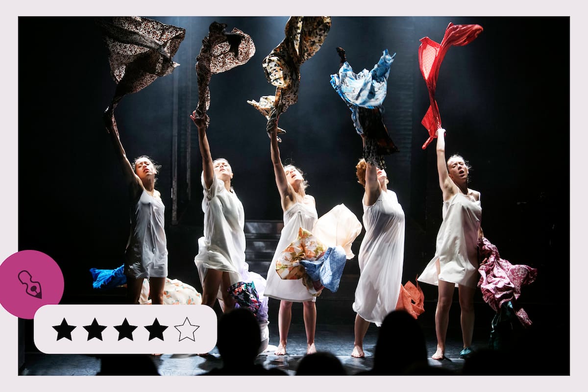 El quintento "Maldonne", uno de los dos espectáculos que la coreógrafa francesa Leila Ka presenta esta semana en el Centro de Experimentación del Teatro Colón