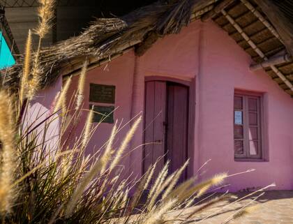 El Rancho de Rosas fue construido en 1817 con la técnica de adobe y techo tejido a mano por nativos pampa (Foto: Municipalidad de Monte)