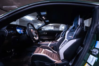 EL rarísimo Shelby GT500KR