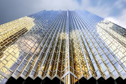 EL rascacielos Royal Bank Plaza de Toronto, Canadá, conocido como "el edificio de oro"