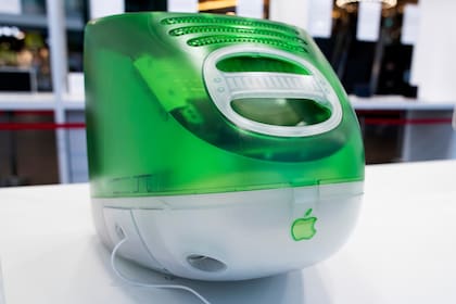 El rasgo distintivo de las iMac G3 era el color de su carcasa, disponible en varios tonos y muy diferente de la oferta de computadoras personales de la época
