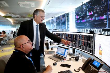 El ‘Real time intelligence center' de YPF en sus oficinas de Puerto Madero