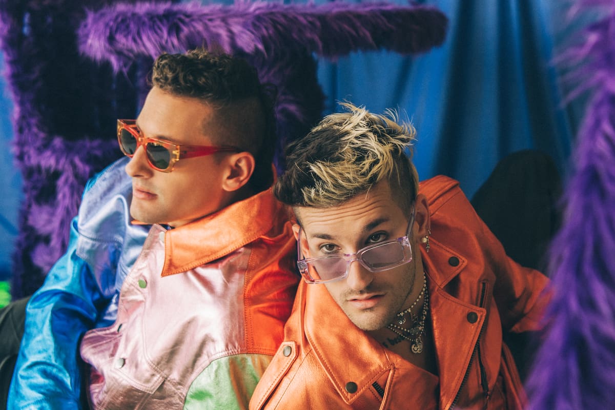 El reality cuenta cómo funciona la familia conformada por Ricardo Montaner y su esposa, sus tres hijos y sus respectivas parejas