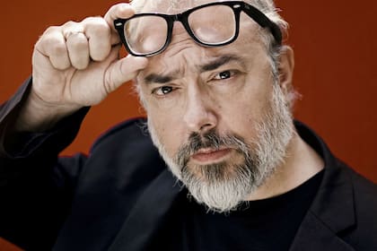 El realizador español concibió un cortometraje en pleno éxito de su largo, Perfectos desconocidos