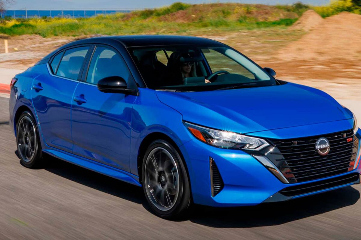 El "recall" de la empresa japonesa es para el Nissan Sentra de los años 2020 y 2022