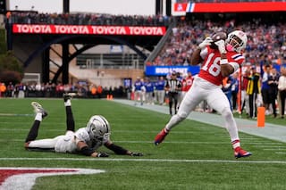 Drake Maye logra 5 TD y los Patriots arrollan 45-17 a los Raiders