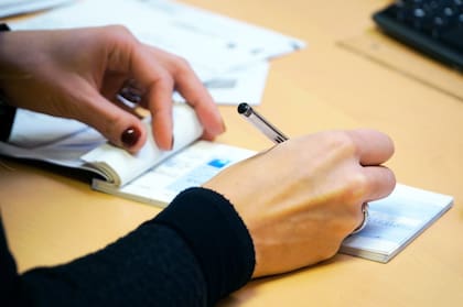 El rechazo de cheques por falta de fondos cae