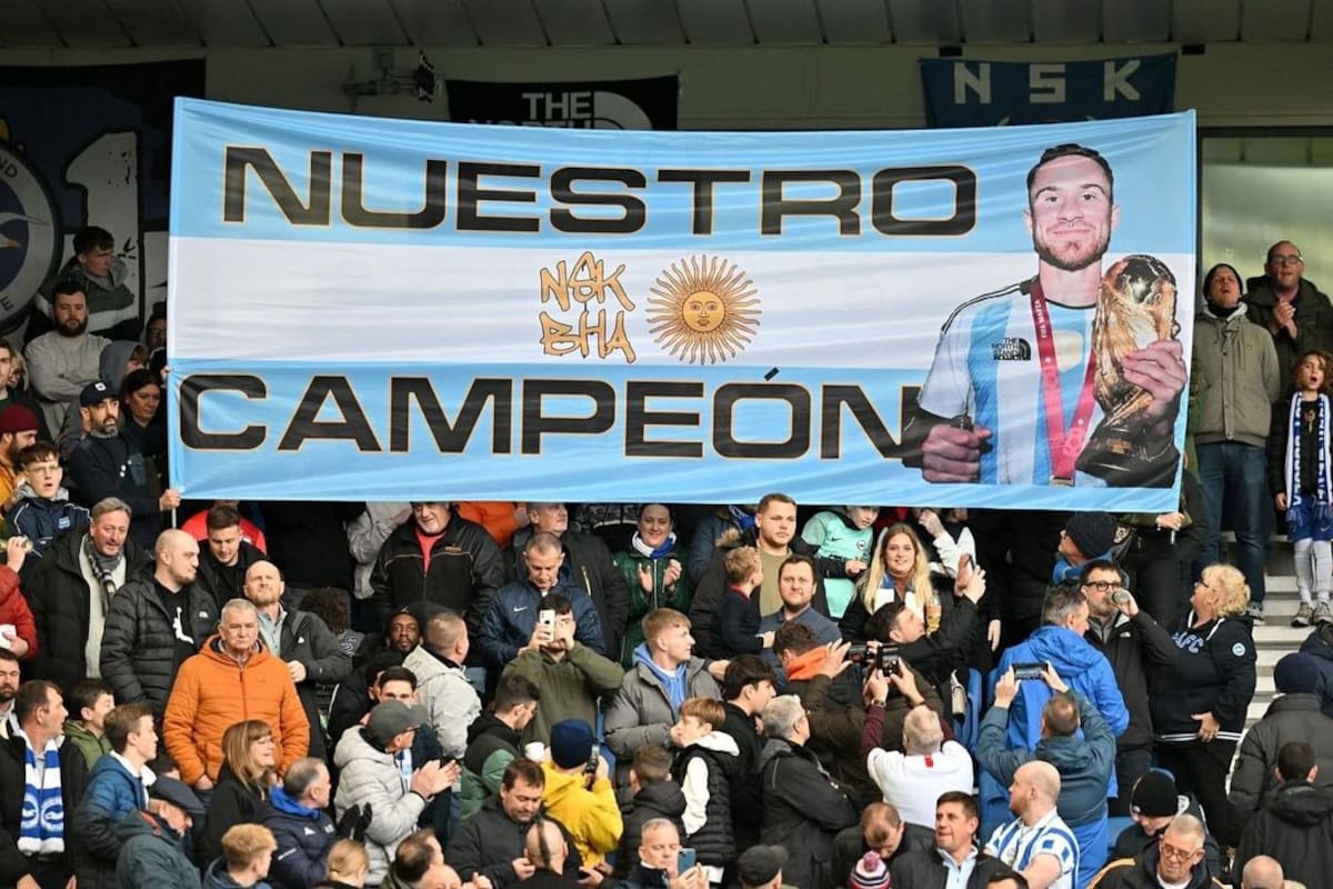 El recibimiento del Brighton a Alexis Mac Allister