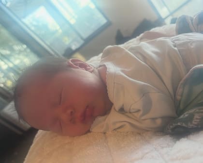 El recién nacido, en una de las imágenes compartidas por su mamá