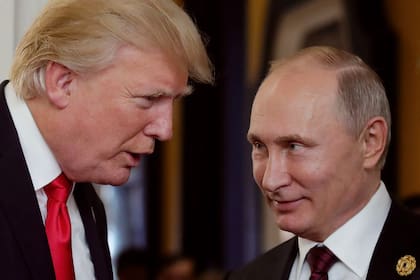 El escándalo de las cuentas rusas de Facebook que favorecieron a Trump fue la antesala del estallido de Cambridge Analytica.