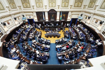 El recinto de la Cámara de Diputados bonaerense, durante la sesión de este martes