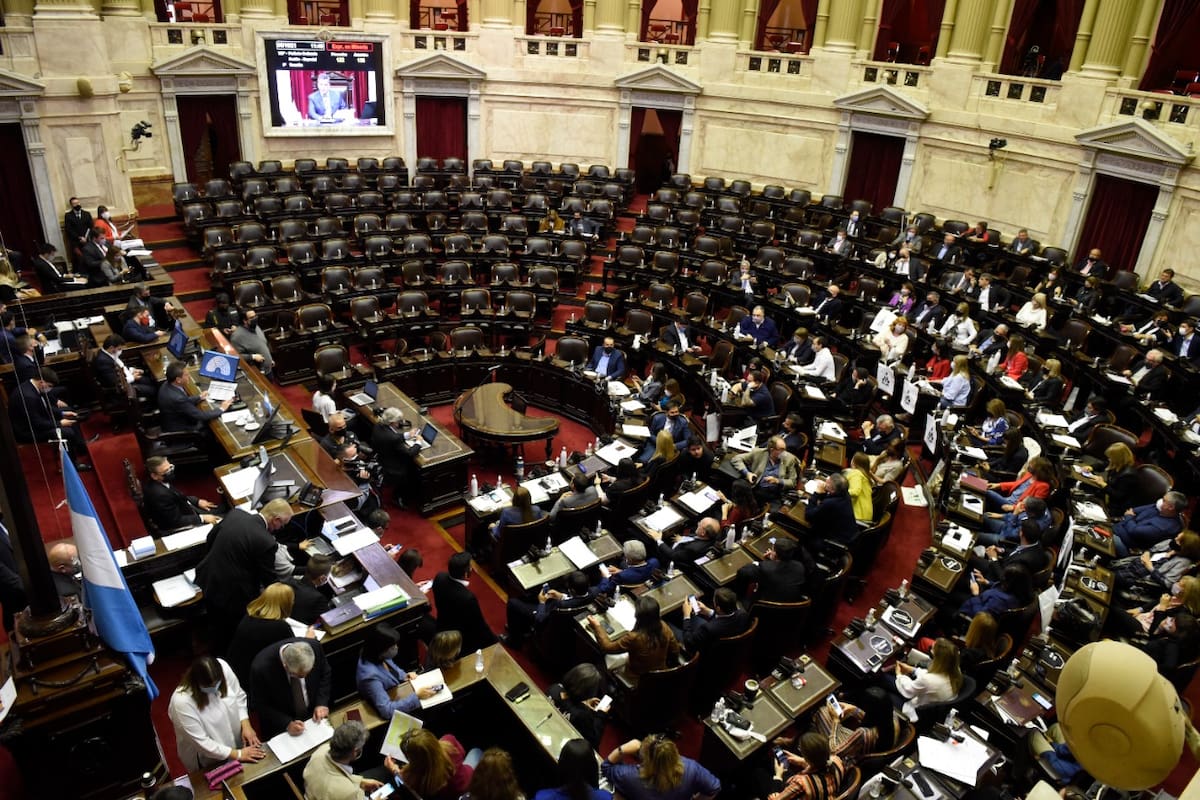 El recinto de la Cámara de Diputados, semivacío por la falta de quorum para sesionar