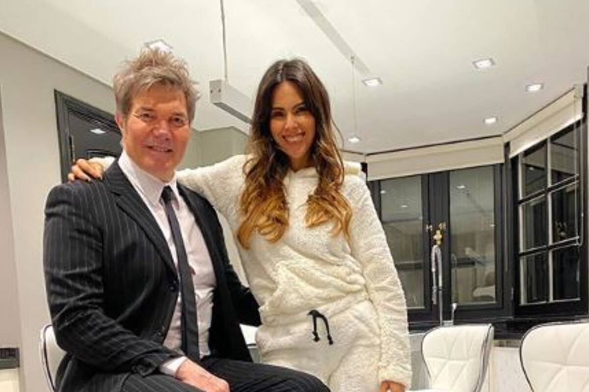 El reconocido abogado posó junto a su novia, Barby Franco y mostraron la lujosa cocina de su mansión