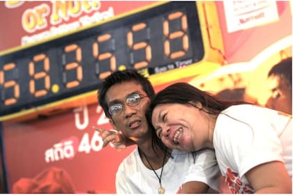 El récord del beso más largo de la historia lo tiene una pareja tailandesa