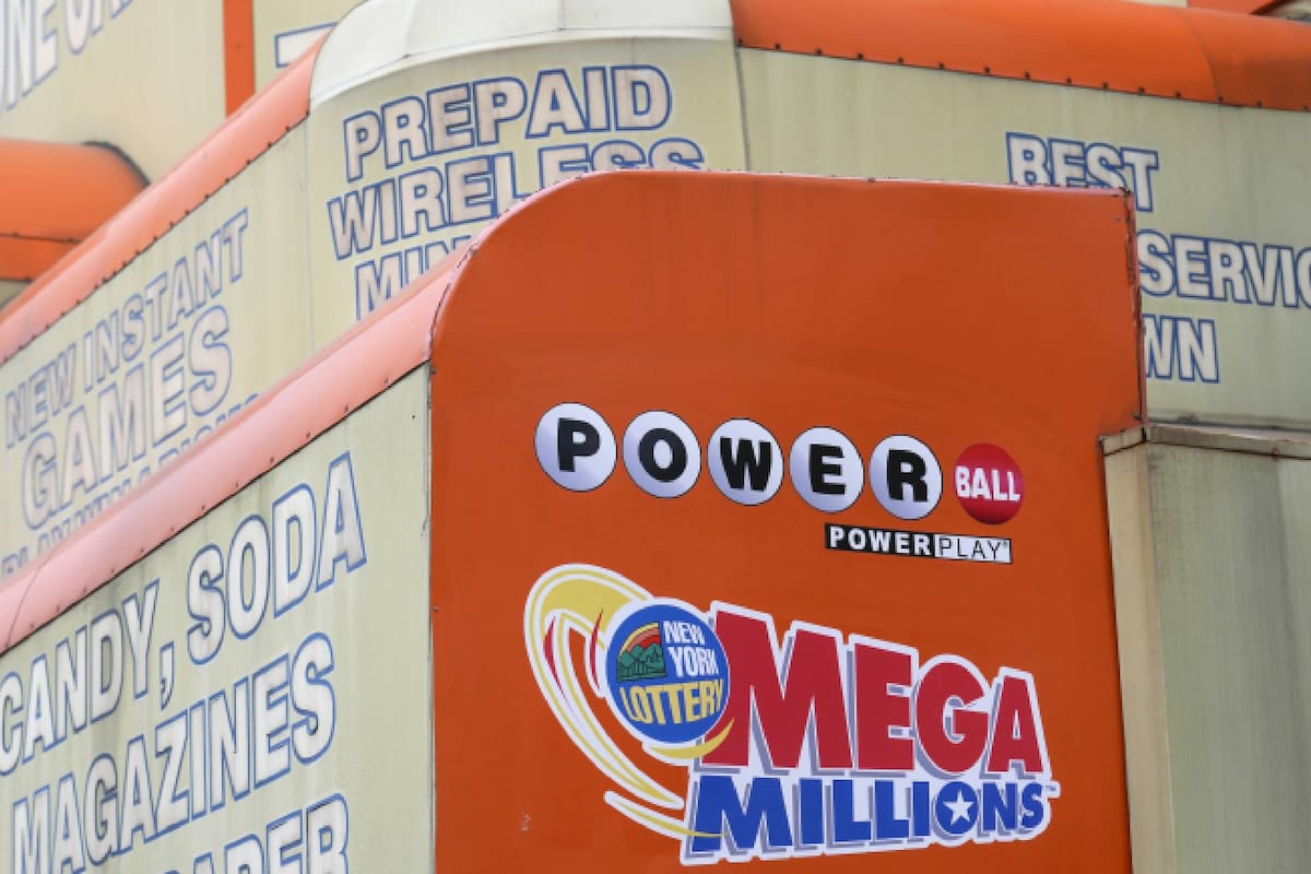 El rector de la Universidad de Rhode Island ganó US$ 1 millón con Mega Millions tras olvidar el billete en un cajón