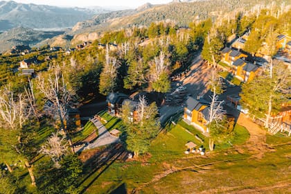 El Refugio esquí en Las Pendientes se disfruta también en verano, por su entorno en una reserva (Toribio Achaval)