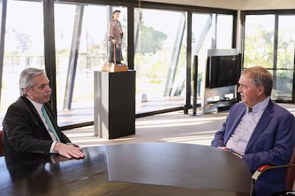 El regreso a la presencialidad expuso las diferencias entre Alberto Fernández y Juan Schiaretti