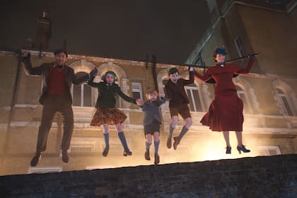 El regreso de Mary Poppins no es una remake, sino que propone nuevas aventuras, tomadas de los libros originales de P.L. Travers