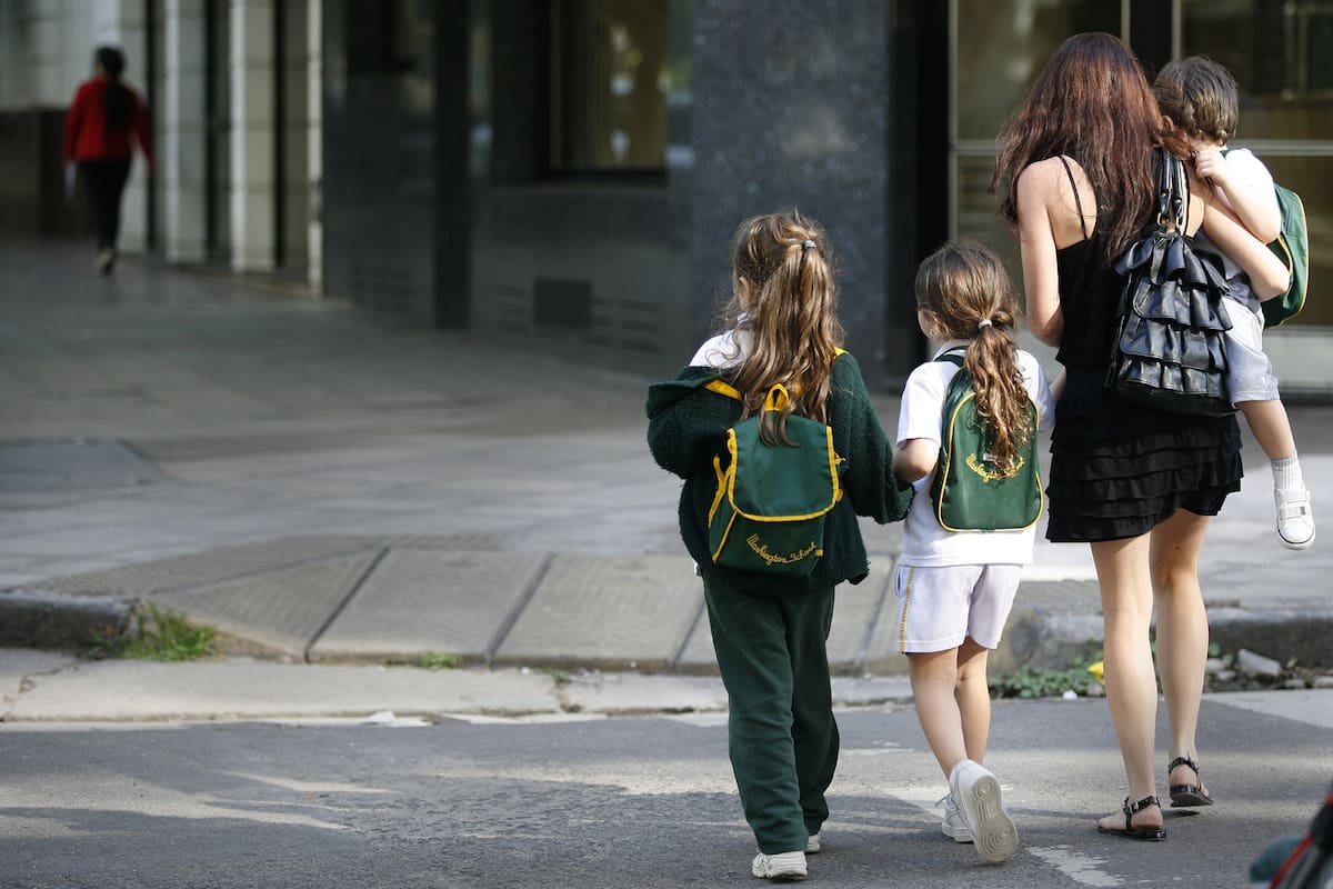 El regreso para los colegios privados es una decisión voluntaria, y para quedar habilitados deben presentar una nota al Ministerio de Educación