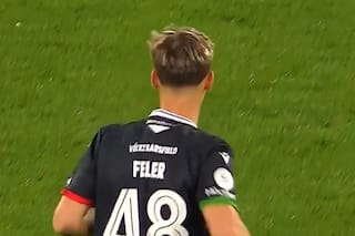 La emoción de Hernán Feler al presentar a su hijo cuando entró en el partido de Boca vs. Vélez