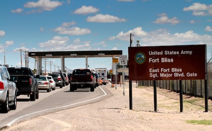 El relevamiento examinó la contribución económica de las personas y organizaciones vinculadas con las instalaciones militares distribuidas en Texas (AP Foto/Juan Carlos Llorca, Archivo)