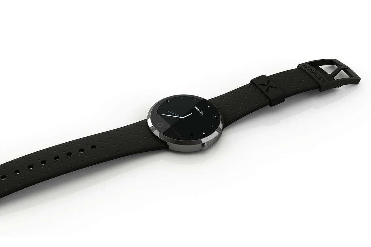 El reloj incluye monitor de ritmo cardíaco y podómetro