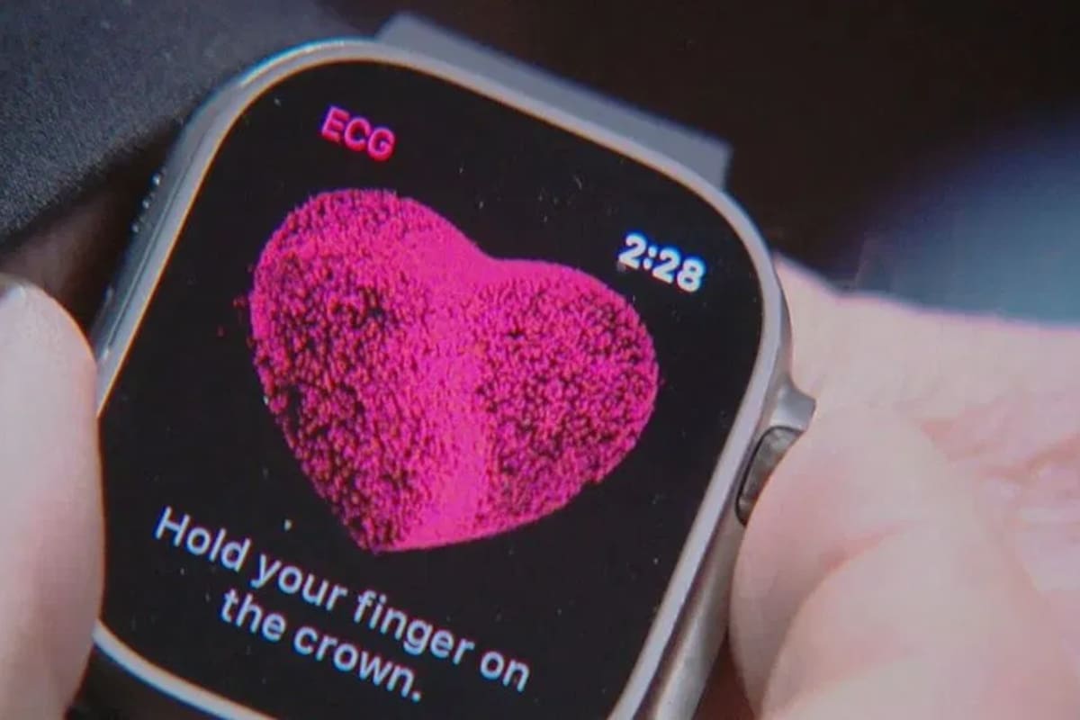 El reloj inteligente tiene la capacidad de monitorear la frecuencia cardíaca y los niveles de oxigenación en la sangre (Foto: Apple)