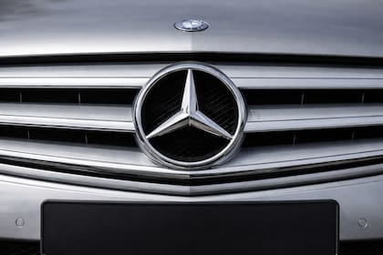 El remate incluye 150 lotes