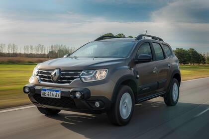El Renault Duster está topeado para esquivar al tributo