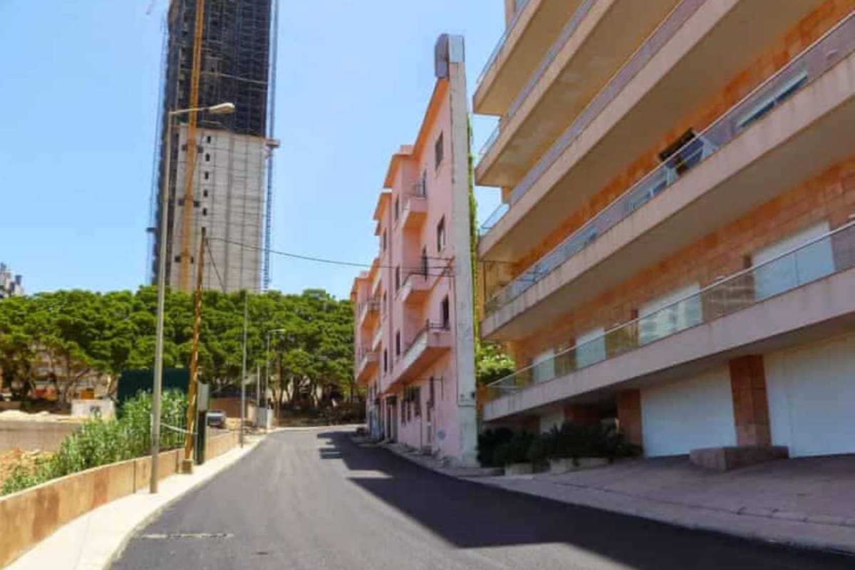 "El rencor" es el edificio habitable más estrecho de Líbano, y fue construido por la inquina de un hombre contra su hermano tras una disputa por la herencia de terrenos