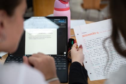 El rendimiento promedio de los países de la Organización para la Cooperación y el Desarrollo Económicos (OCDE) en ciencias, lectura y matemática alcanzó su nivel histórico más bajo